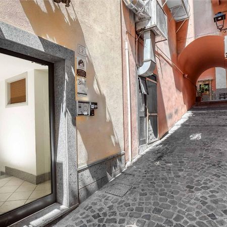 Appartamento Terza Strada "3Rd Avenue-Holidayhome" Civitavecchia Exterior photo
